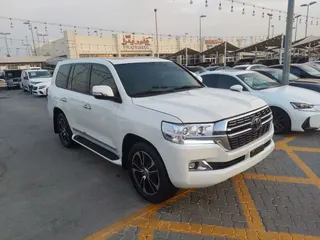 Toyota Land Cruiser VXR 2011
