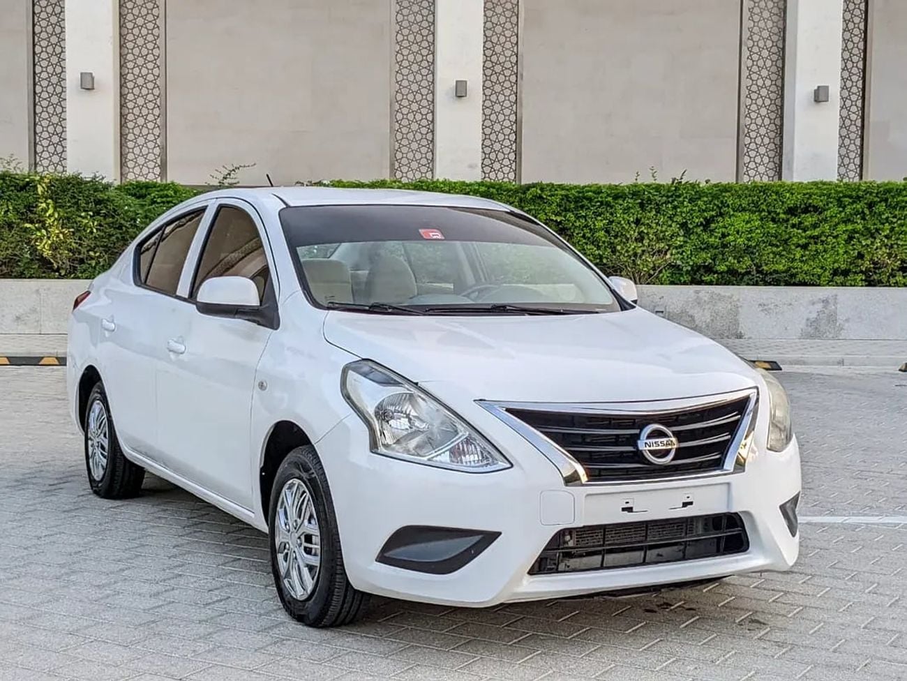 Nissan Sunny 2018 — DubiCars