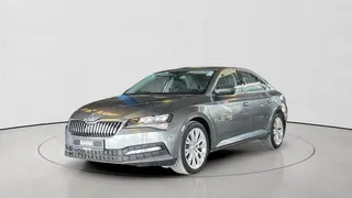 Skoda Superb 2022 — DubiCars