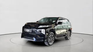 Mitsubishi Montero Sport 2023 — DubiCars