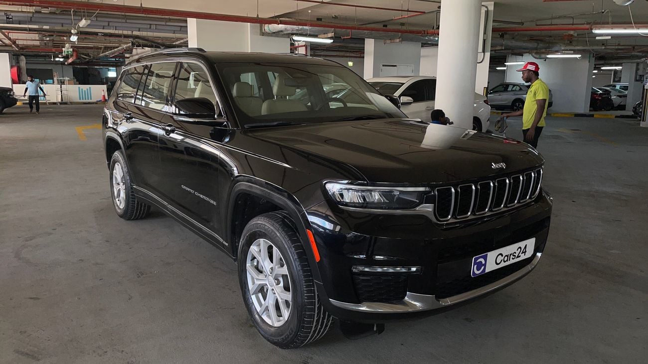 Jeep Grand Cherokee 2023 — DubiCars