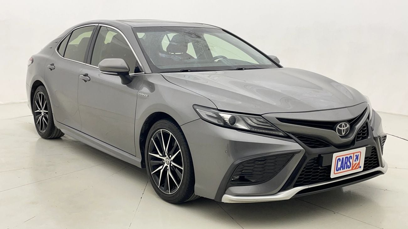 Toyota Camry 2024 — DubiCars