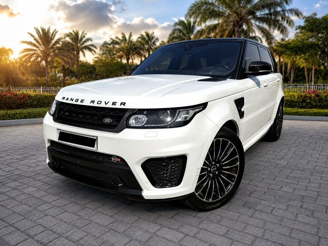 Land Rover Range Rover Sport SVR 2017 — DubiCars