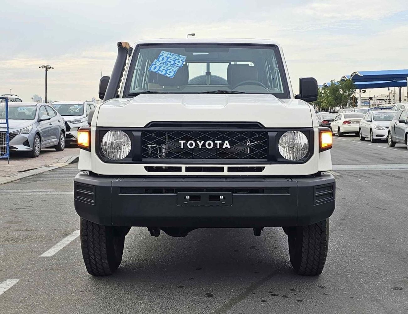 Toyota Land Cruiser Pickup 2025 — DubiCars