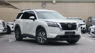 Nissan Pathfinder 2024 — DubiCars