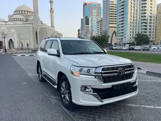 تويوتا لاند كروزر VXR 2021