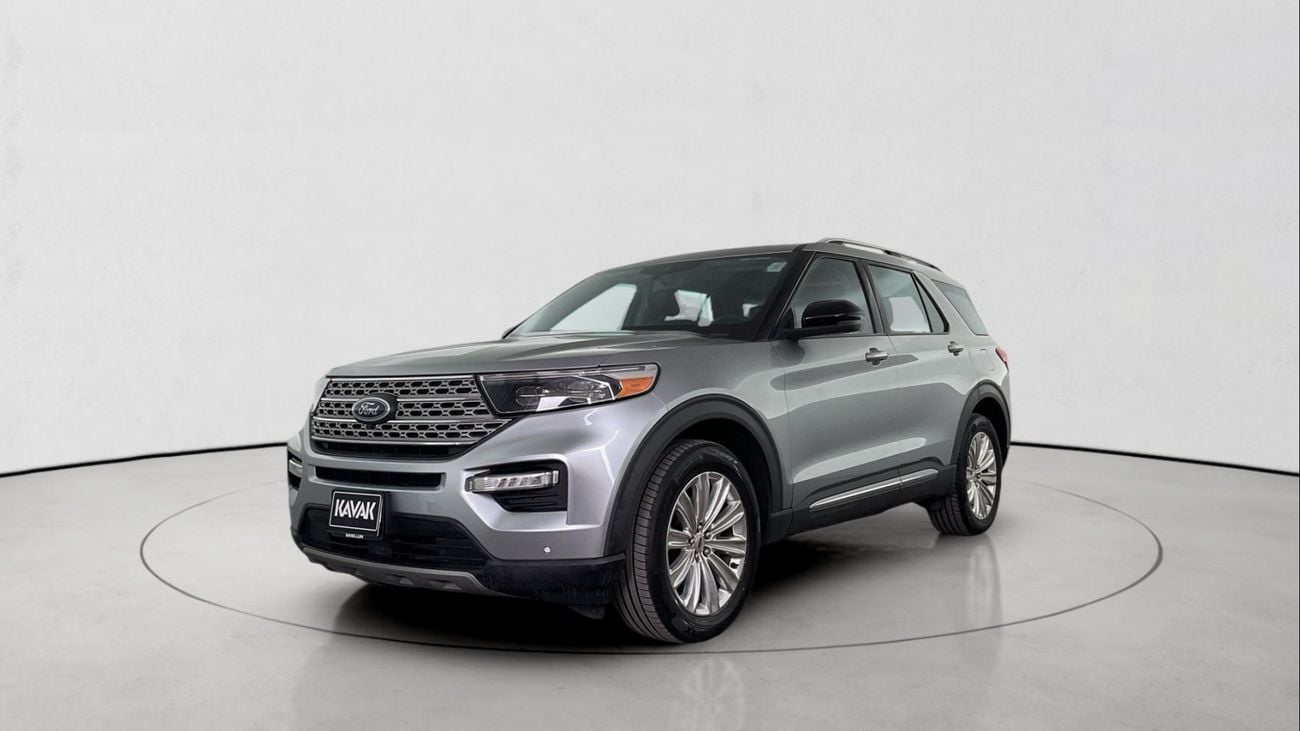 Ford Explorer 2022 — DubiCars