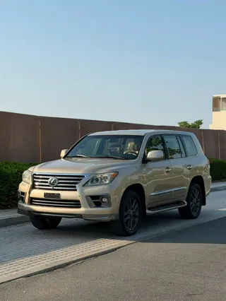 Lexus LX 570 2014