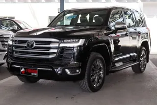 تويوتا لاند كروزر VX 2026