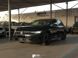 Volkswagen Golf 2025