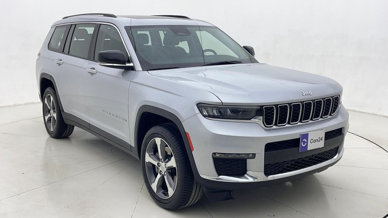 Jeep Grand Cherokee 2023 — DubiCars