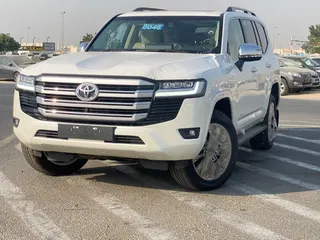 Toyota Land Cruiser VX 2024 — DubiCars