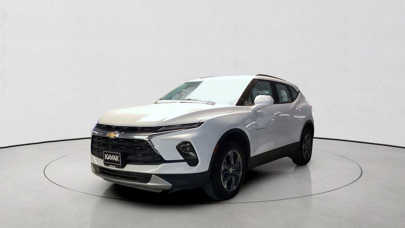 Chevrolet Blazer 2023 — DubiCars
