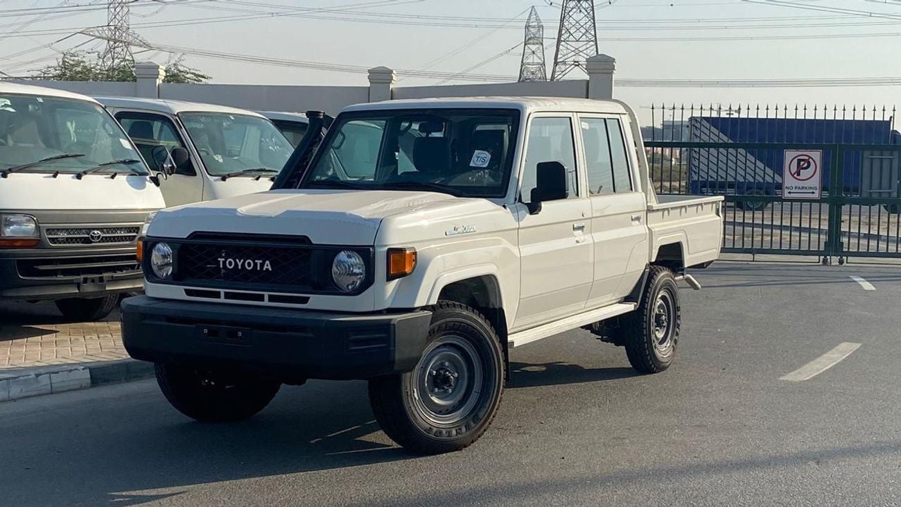 Toyota Land Cruiser Pickup 2025 — DubiCars