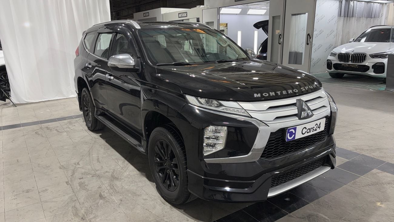 Mitsubishi Montero Sport 2023 — DubiCars
