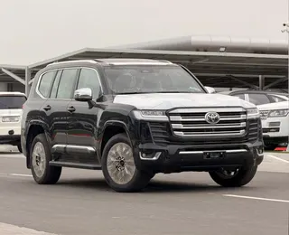 تويوتا لاند كروزر VX 2026
