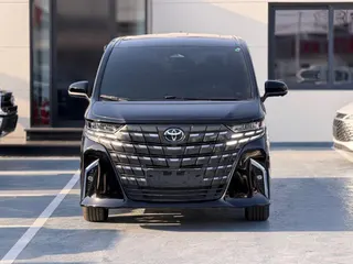 Toyota Alphard 2025 — DubiCars