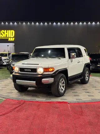 Toyota FJ Cruiser GXR 2014