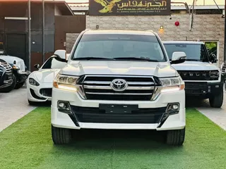 Toyota Land Cruiser VXR 2016