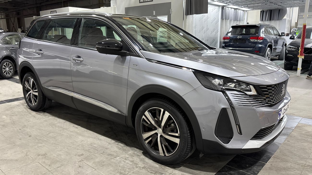Peugeot 5008 2023 — DubiCars