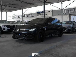 Volkswagen Golf 2025