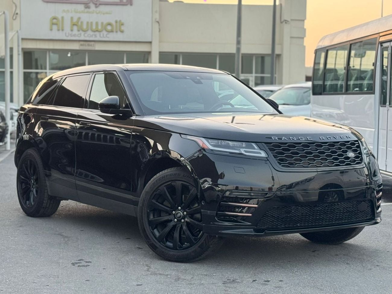 Land Rover Range Rover Velar 2018 — DubiCars