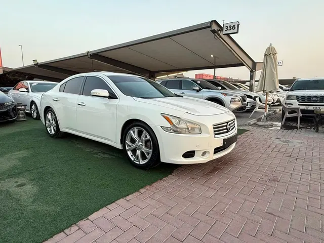 Nissan Maxima 2012