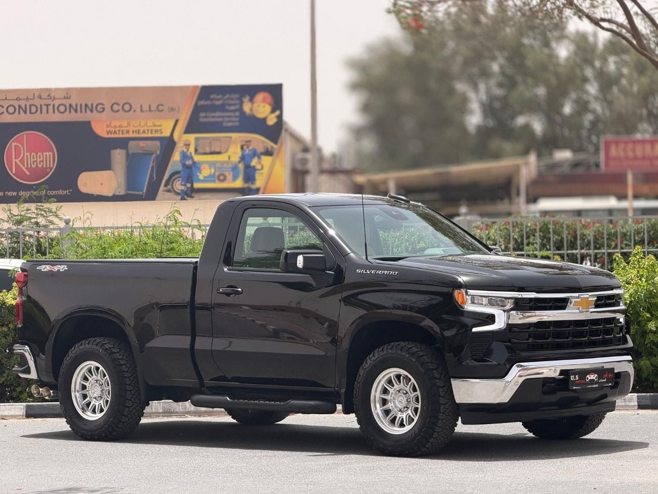 Chevrolet Silverado 2025 — DubiCars
