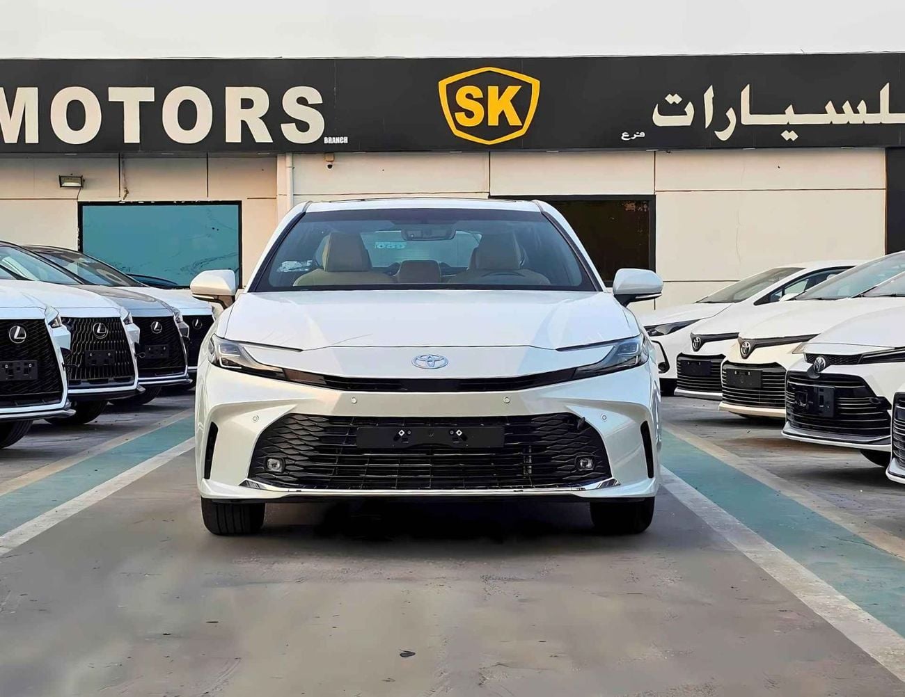 Toyota Camry 2025 — DubiCars