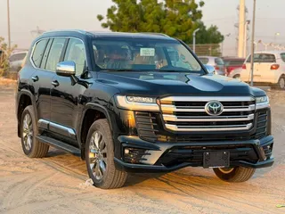 تويوتا لاند كروزر VXR 2026