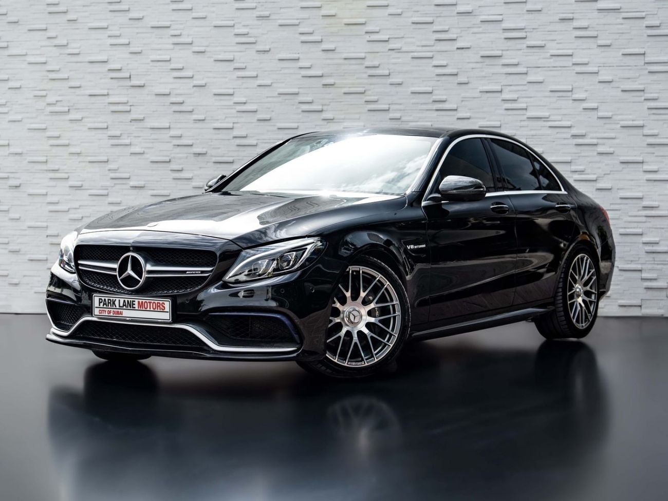 Mercedes-Benz C Class AMG 63 2017 — DubiCars