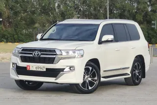 تويوتا لاند كروزر VX 2021