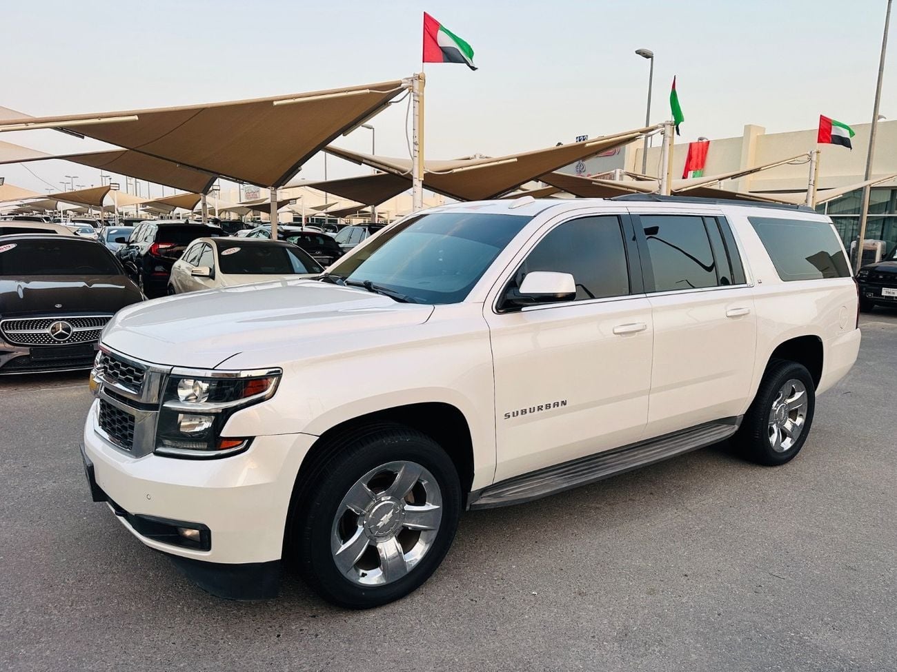 Chevrolet Tahoe 2016 — DubiCars