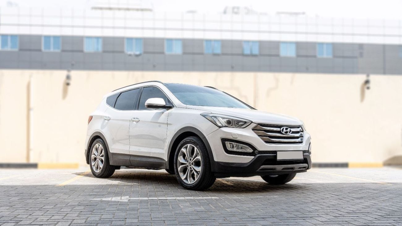 Hyundai Santa Fe 2016 — DubiCars