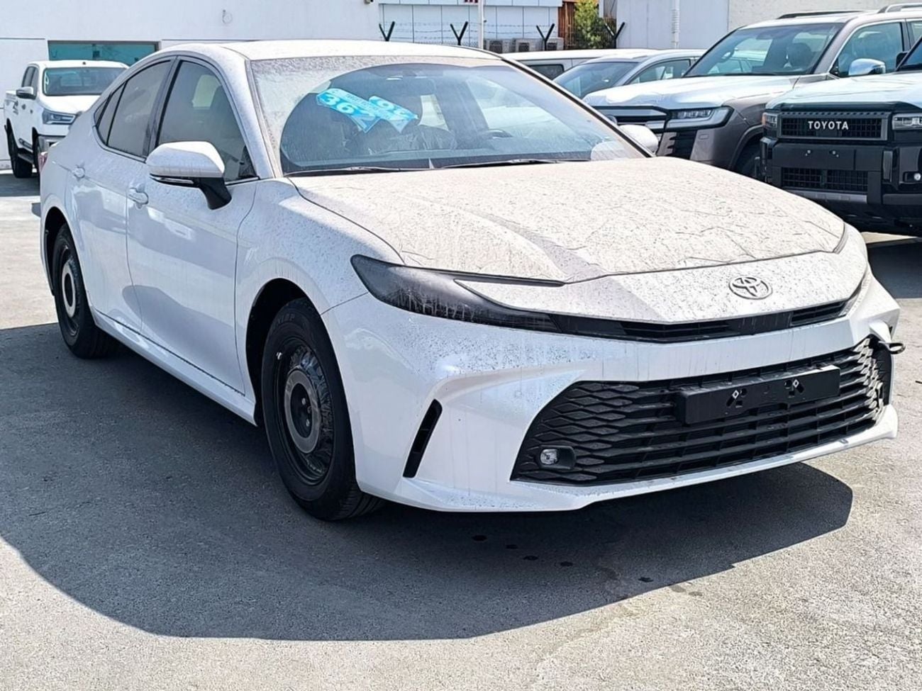 Toyota Camry 2025 — DubiCars