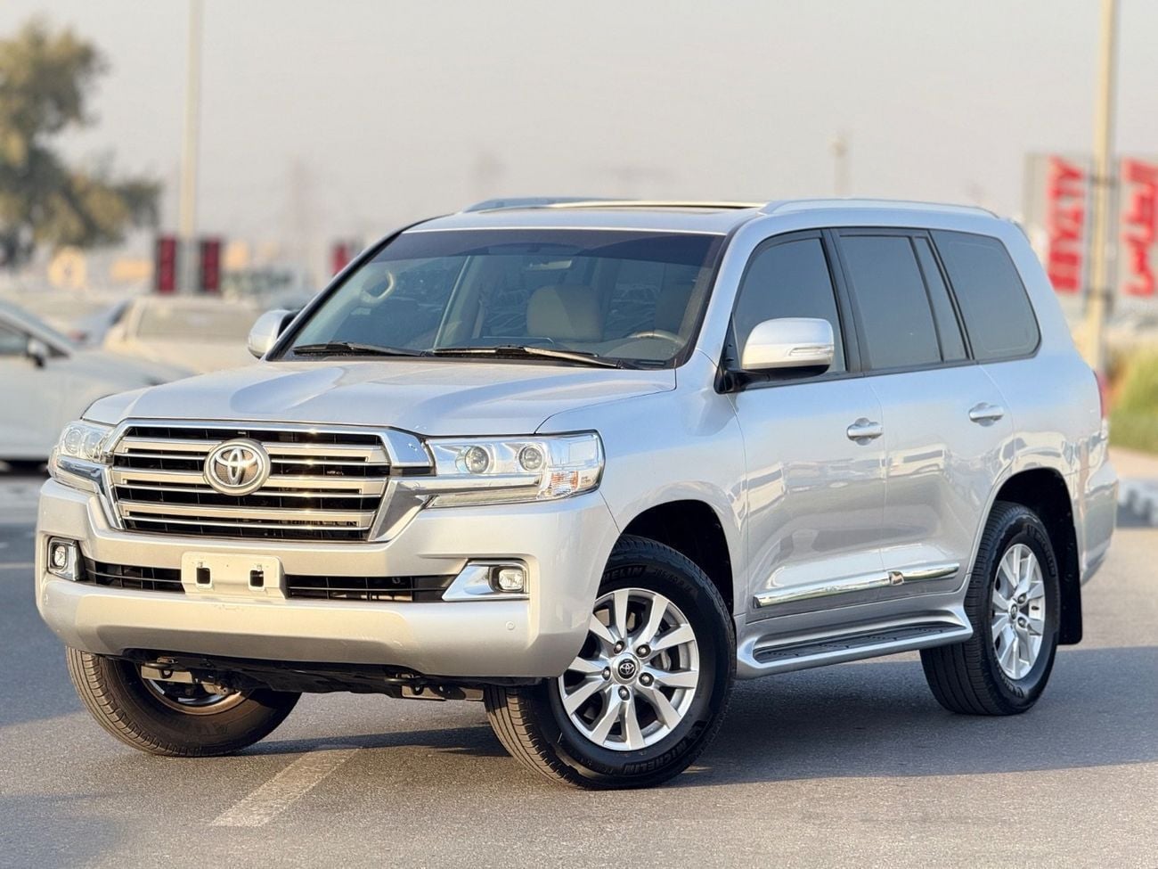 Toyota Land Cruiser VXR 2019 — DubiCars