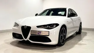 ألفا روميو Giulia 2024