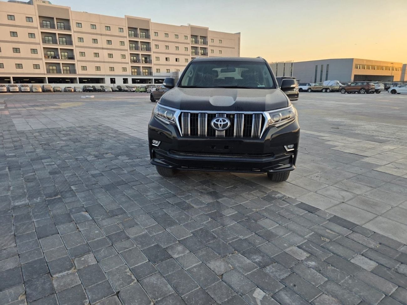 Toyota Prado GXR 2022 — DubiCars