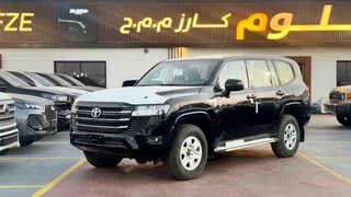 Toyota Land Cruiser GXR 2025