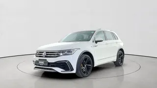 Volkswagen Tiguan 2021 — DubiCars