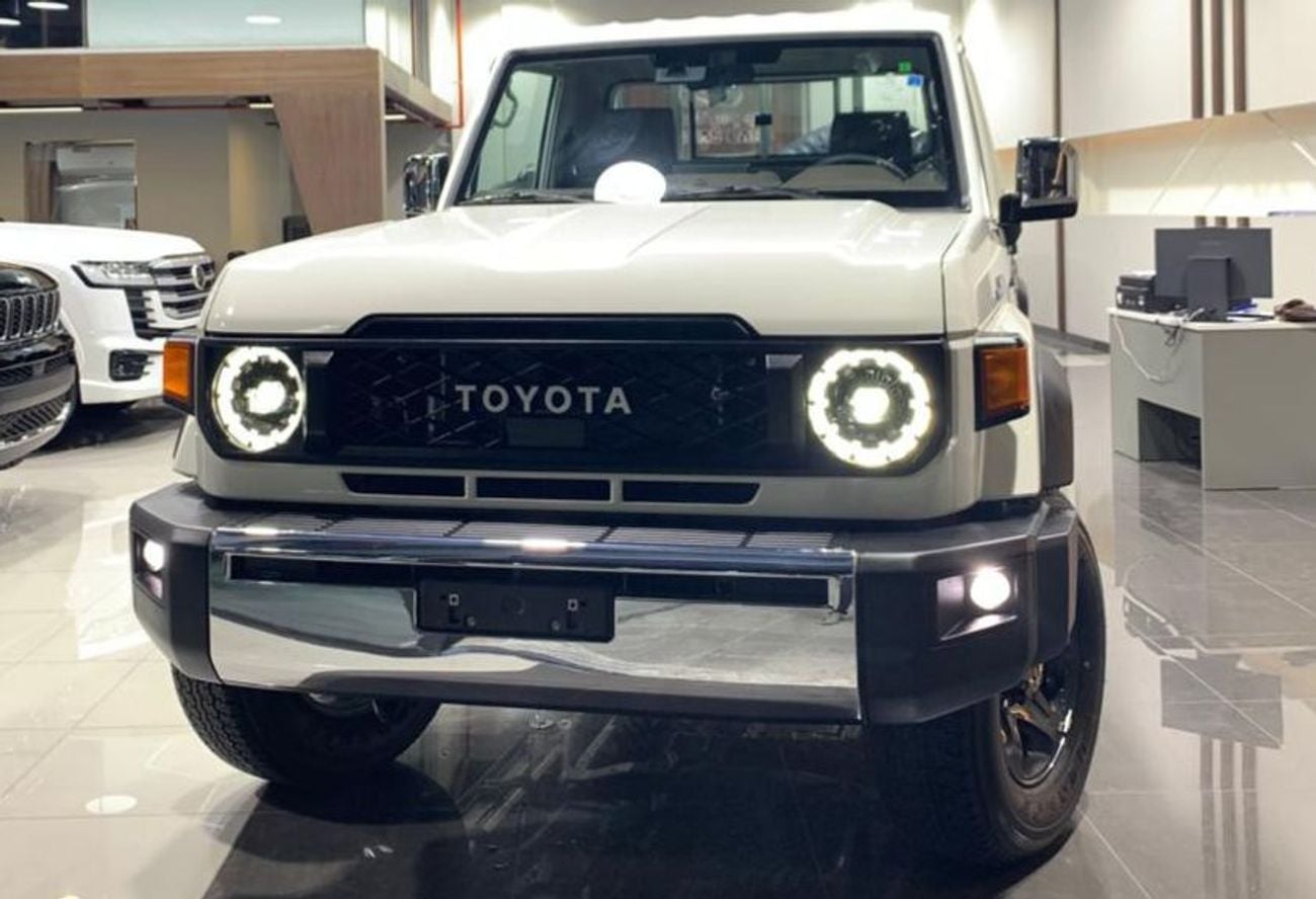 Toyota Land Cruiser Pickup 2025 — DubiCars