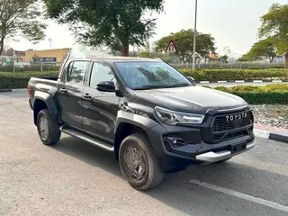 Toyota Hilux GR Sport 2025
