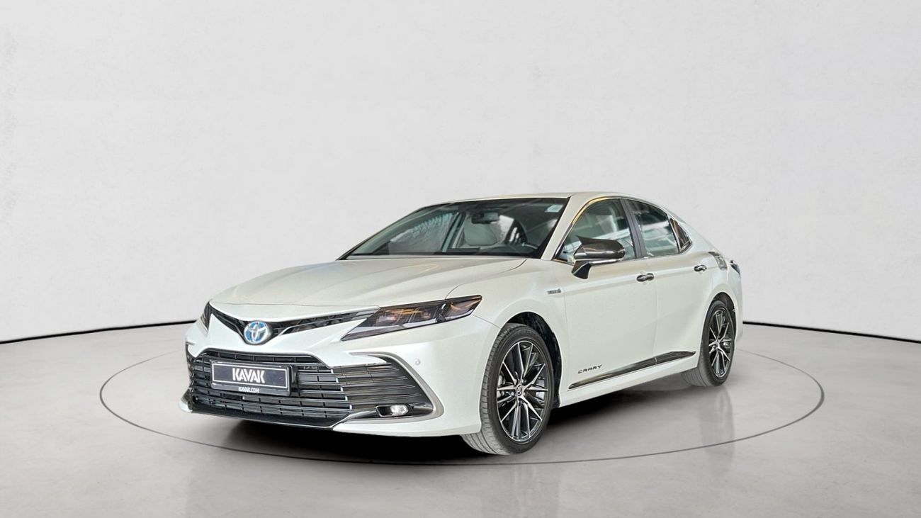Toyota Camry 2024 — DubiCars