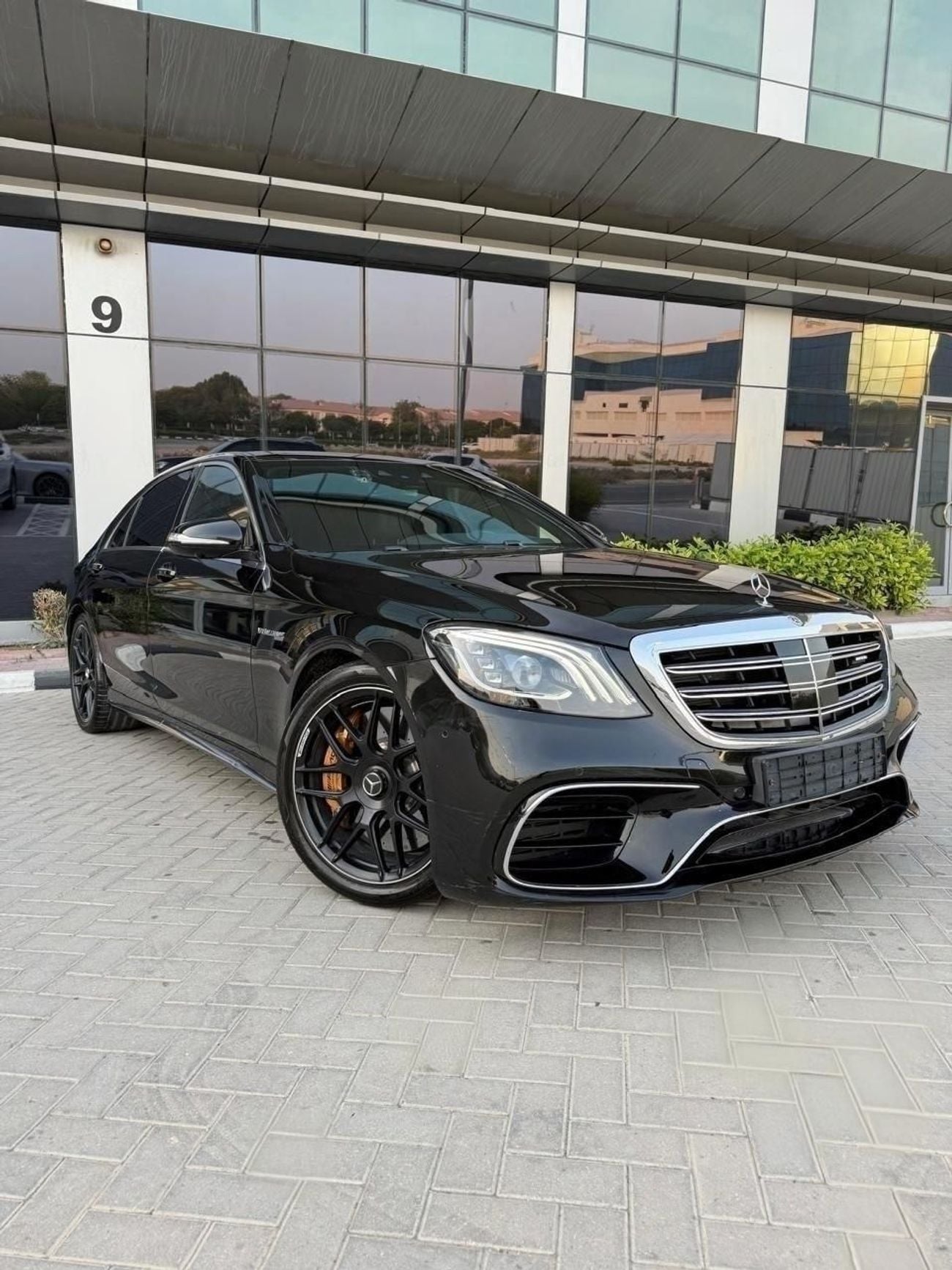 Mercedes-Benz S Class AMG 63 2019 — DubiCars