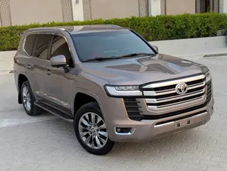 Toyota Land Cruiser GXR 2012