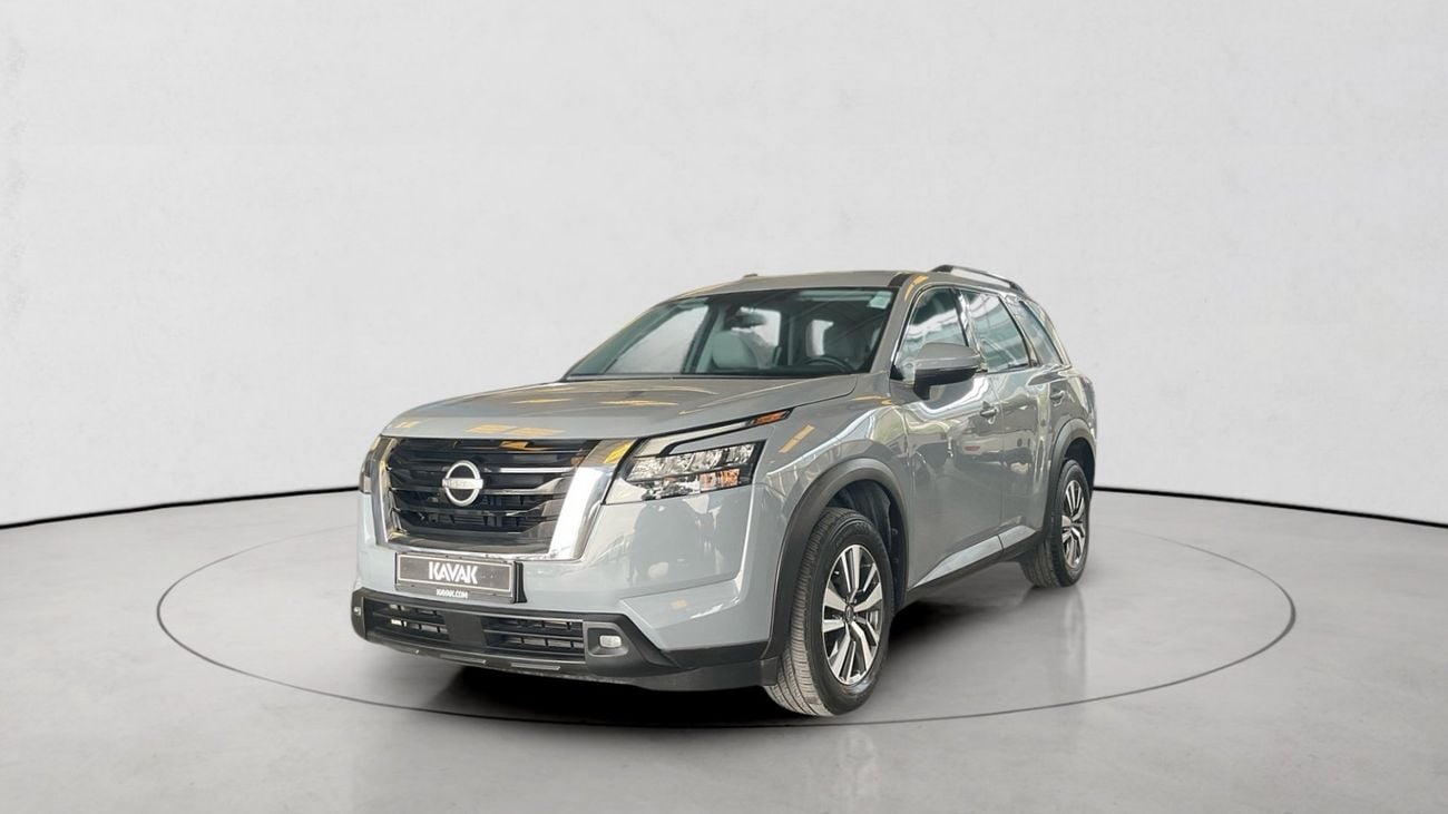 Nissan Pathfinder 2023 — DubiCars