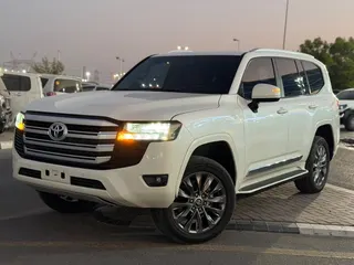 تويوتا لاند كروزر VXR 2022