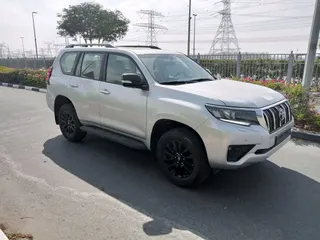 تويوتا برادو VX 2023