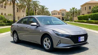Hyundai Elantra 2023 — DubiCars
