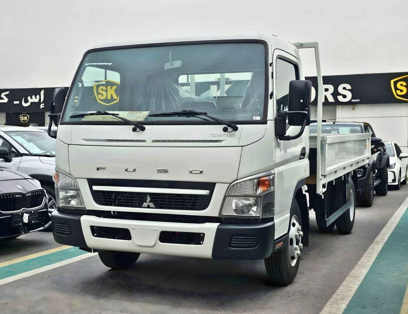 Mitsubishi Canter 2025 — DubiCars